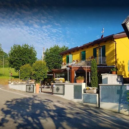 Osteria Da Cesare E Locanda Кастель-Сан-П'єтро-Терме Екстер'єр фото