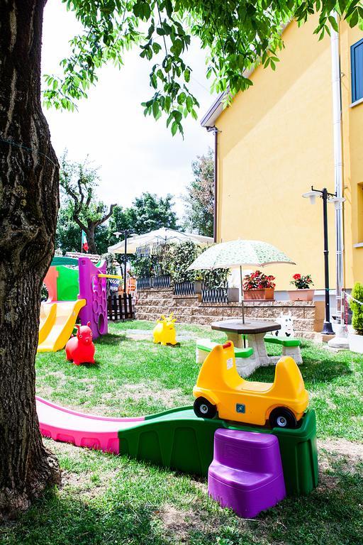 Osteria Da Cesare E Locanda Кастель-Сан-П'єтро-Терме Екстер'єр фото