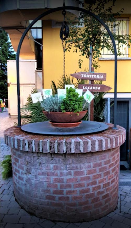 Osteria Da Cesare E Locanda Кастель-Сан-П'єтро-Терме Екстер'єр фото